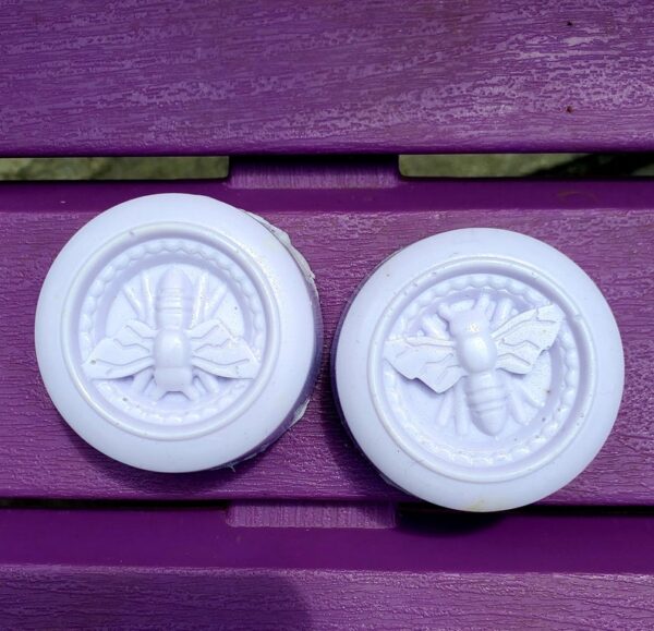 round bee soap